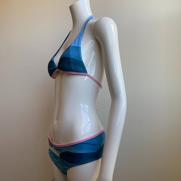 Aaron Chang blue wave reversible navy bikini - Picture 5 of 11